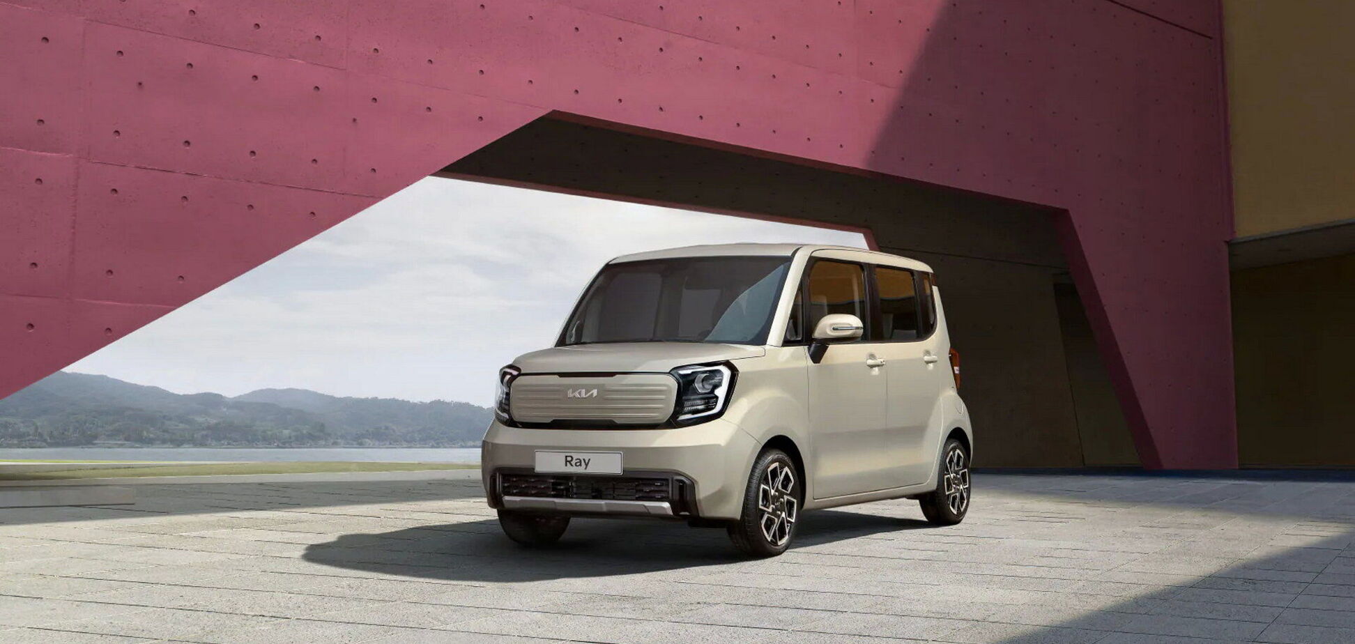 Kia представила компактную модель Ray в новом дизайне