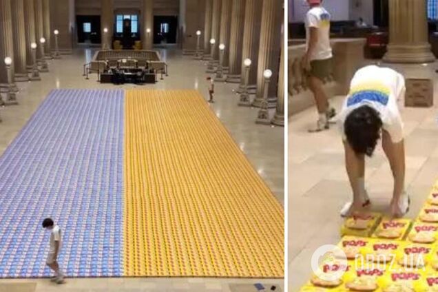 В Чикаго подростки выложили огромный флаг Украины из коробок с хлопьями и побили рекорд Гиннеса. Видео