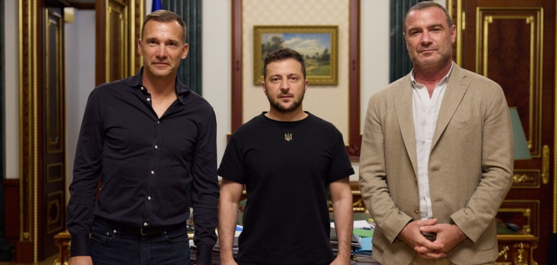 Зеленский встретился с послами UNITED24 Андреем Шевченко и Лиевом Шрайбером. Фото и видео