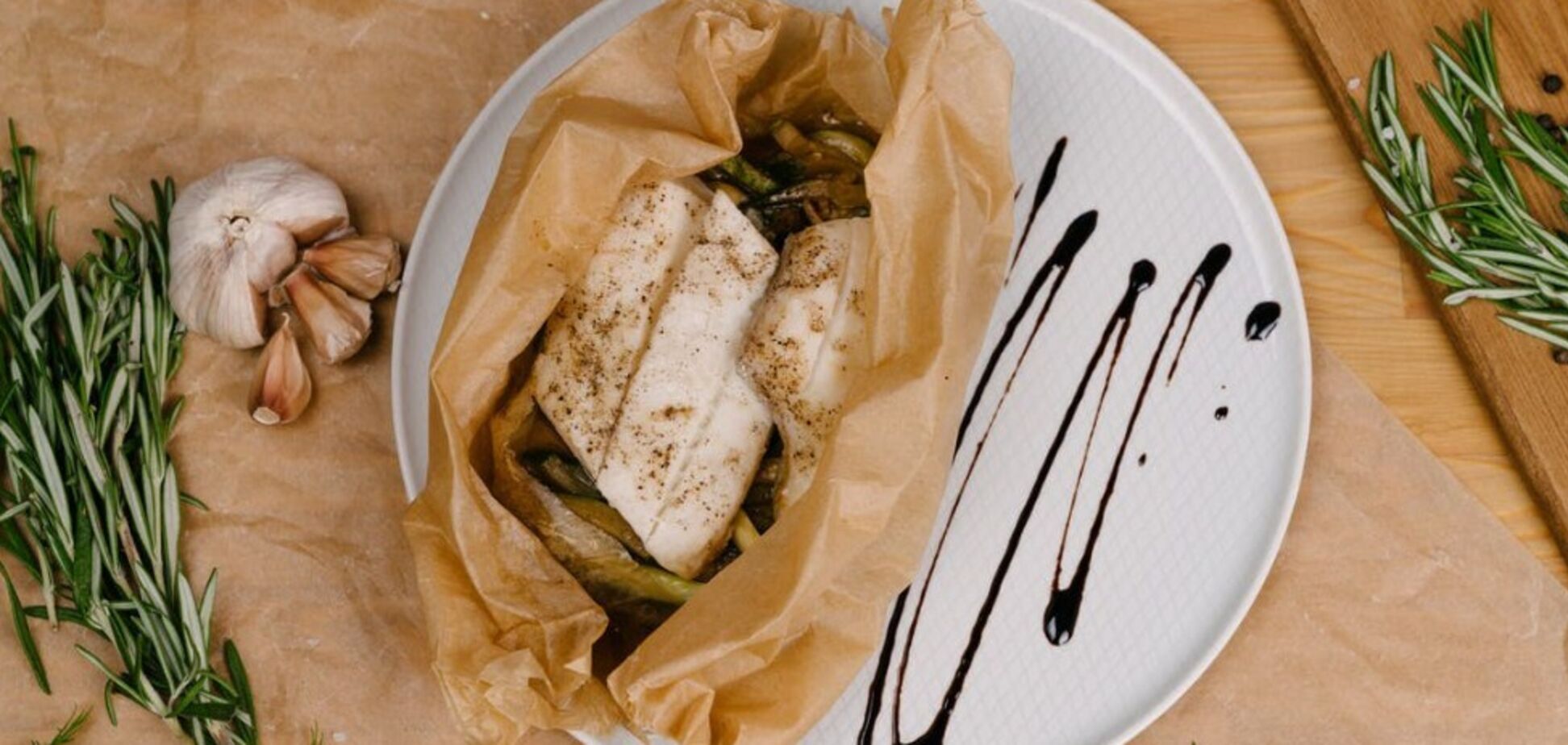 Как из дешевой рыбы приготовить деликатес: ресторанное блюдо за 10 минут