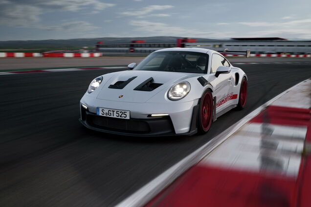 Porsche представив новий 911 GT3 RS