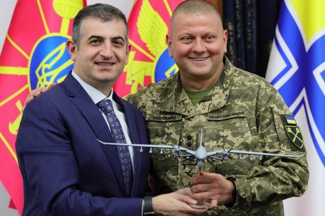 Халюк Байрактар и Валерий Залужный