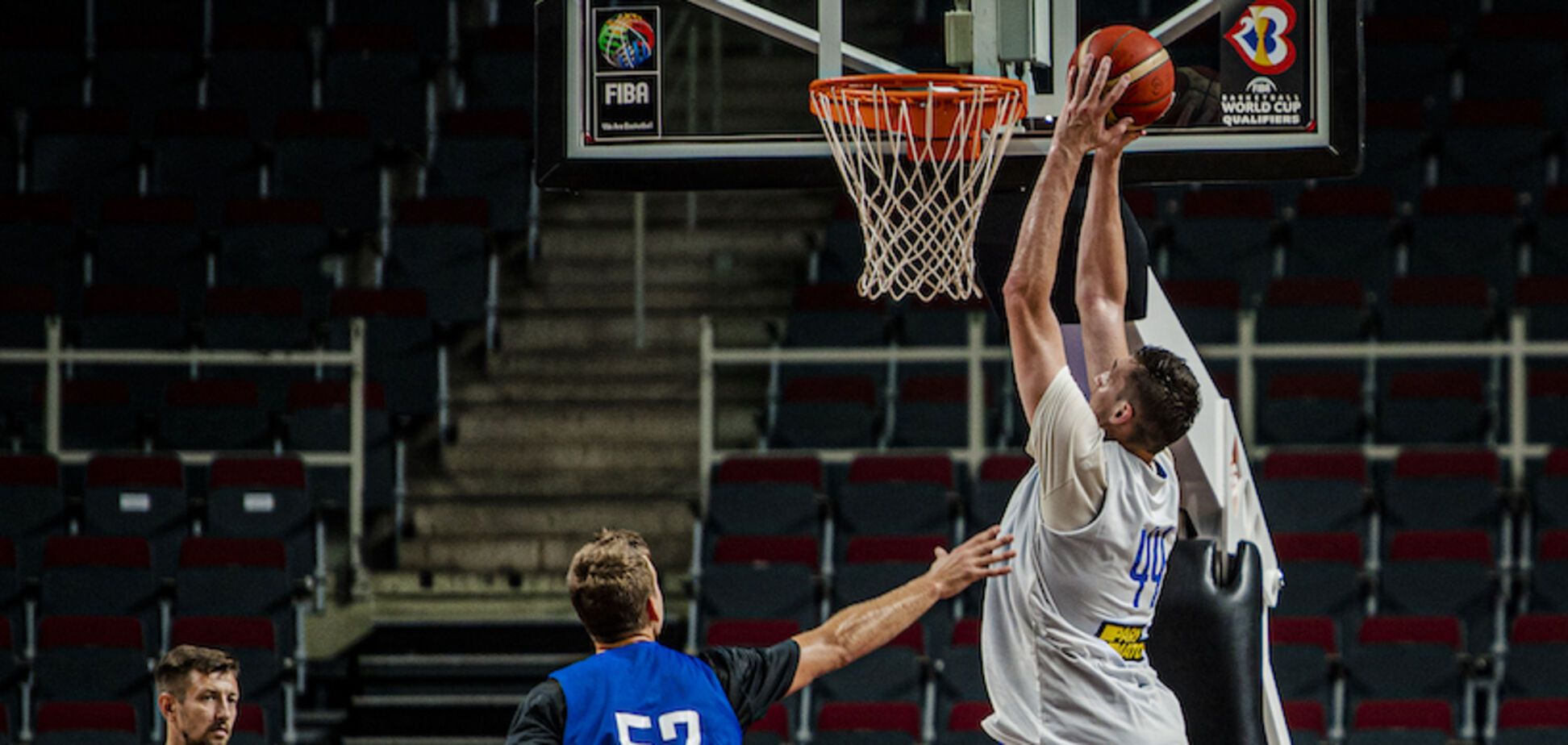 Сборная Украины готовится к матчу против Италии в отборе к ЧМ-2023 по баскетболу: видео по тренировке в Риге