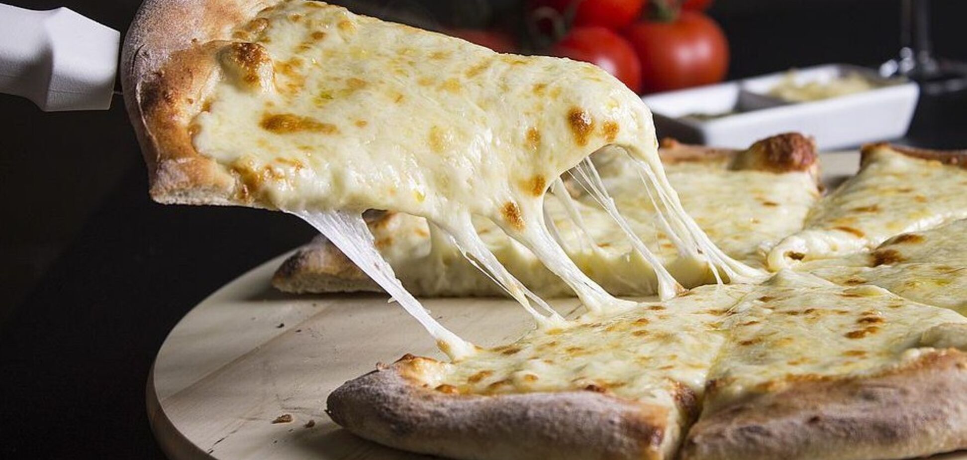 Тонкая пицца на лаваше: выпекается 15 минут