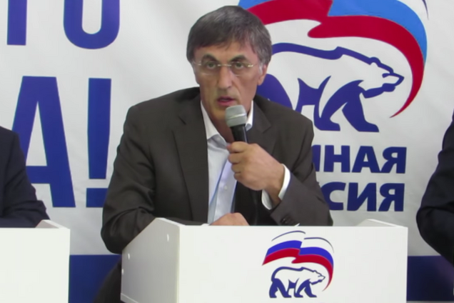 Экс-депутат Госдумы, которого СМИ обвиняли в пособничестве Путину, пытается скрыться в США