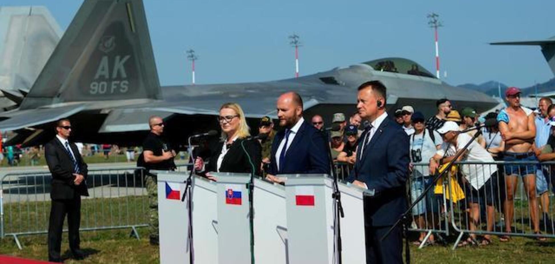 Поставки оружия в Украину: сломать хребет врагу становится проще