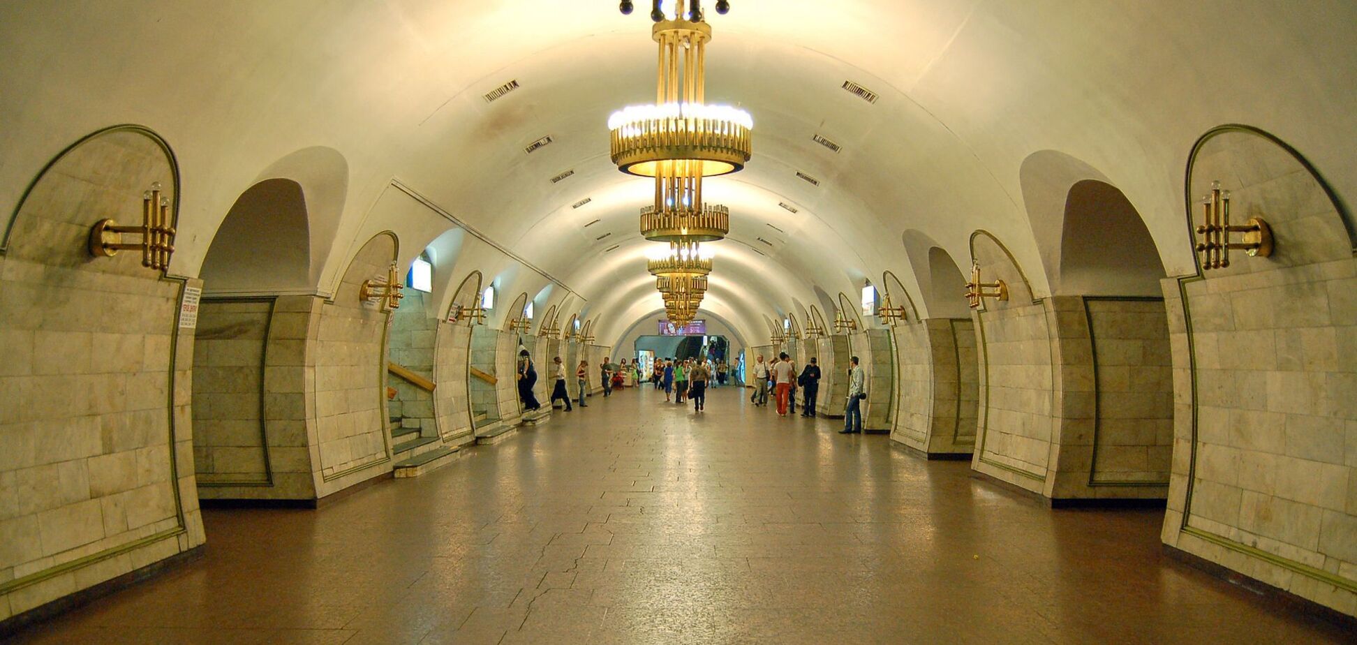 Событие произошло на станции 'Льва Толстого'