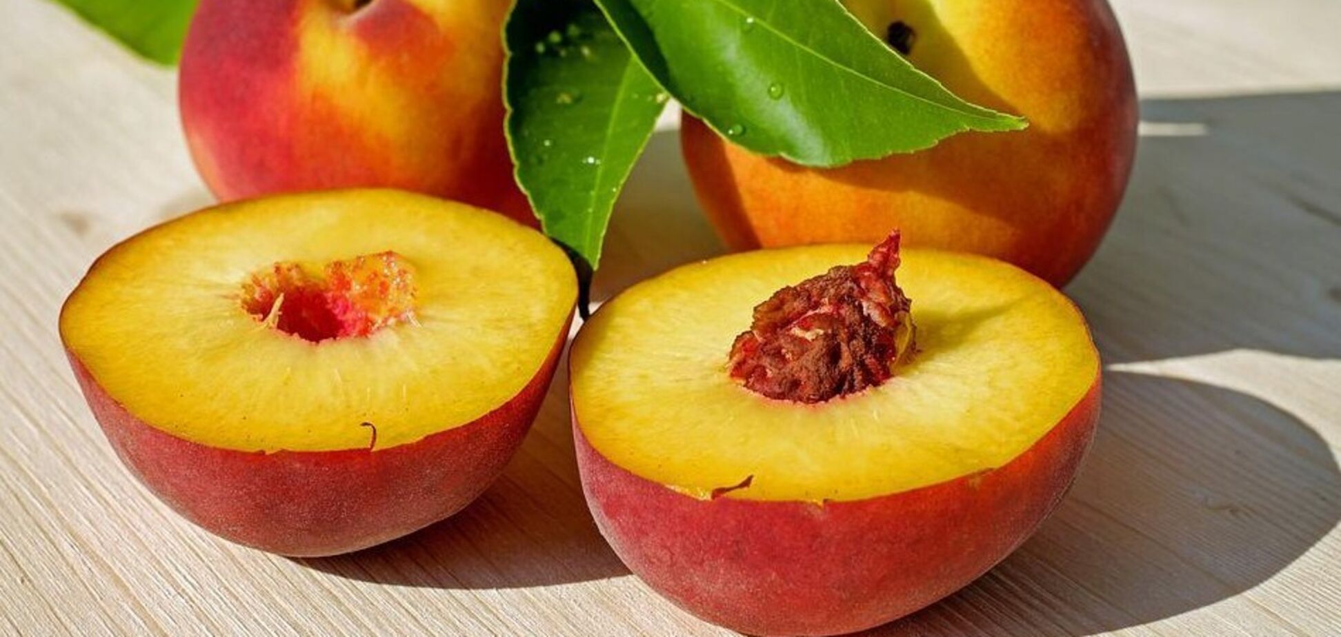 Консервовані персики в сиропі: рецепт без кісточок та стерилізації