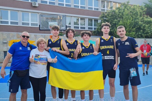Сборная Украины U-17 по баскетболу 3х3 вышла на чемпионат Европы