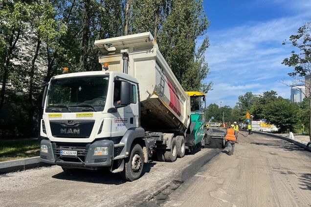 В столице продолжается ремонт дорожной инфраструктуры