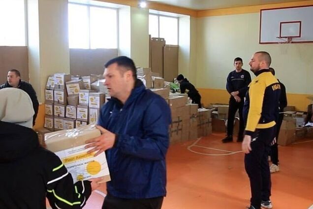 Донеччина отримала ще тисячу наборів із найнеобхіднішими продуктами від Фонду Ахметова