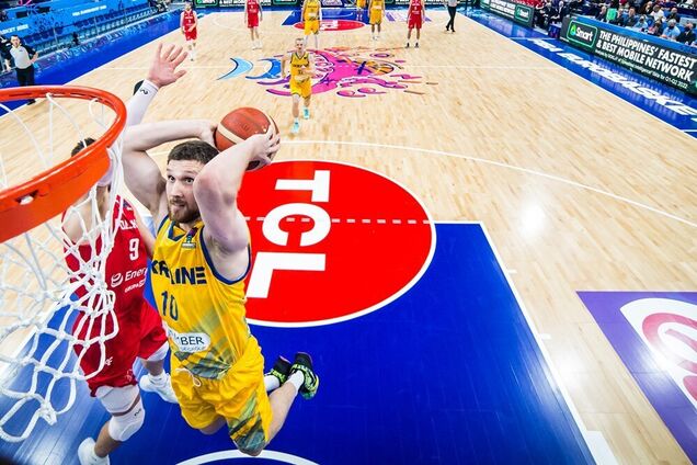 Украинцу Михайлюку предложил контракт клуб НБА
