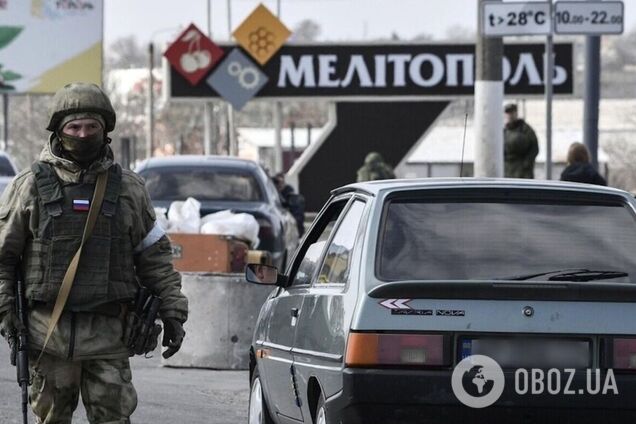 Чоловіків призовного віку закликали покинути захоплені райони Запоріжжя і Херсонщини:  окупанти почнуть 'полювання' 