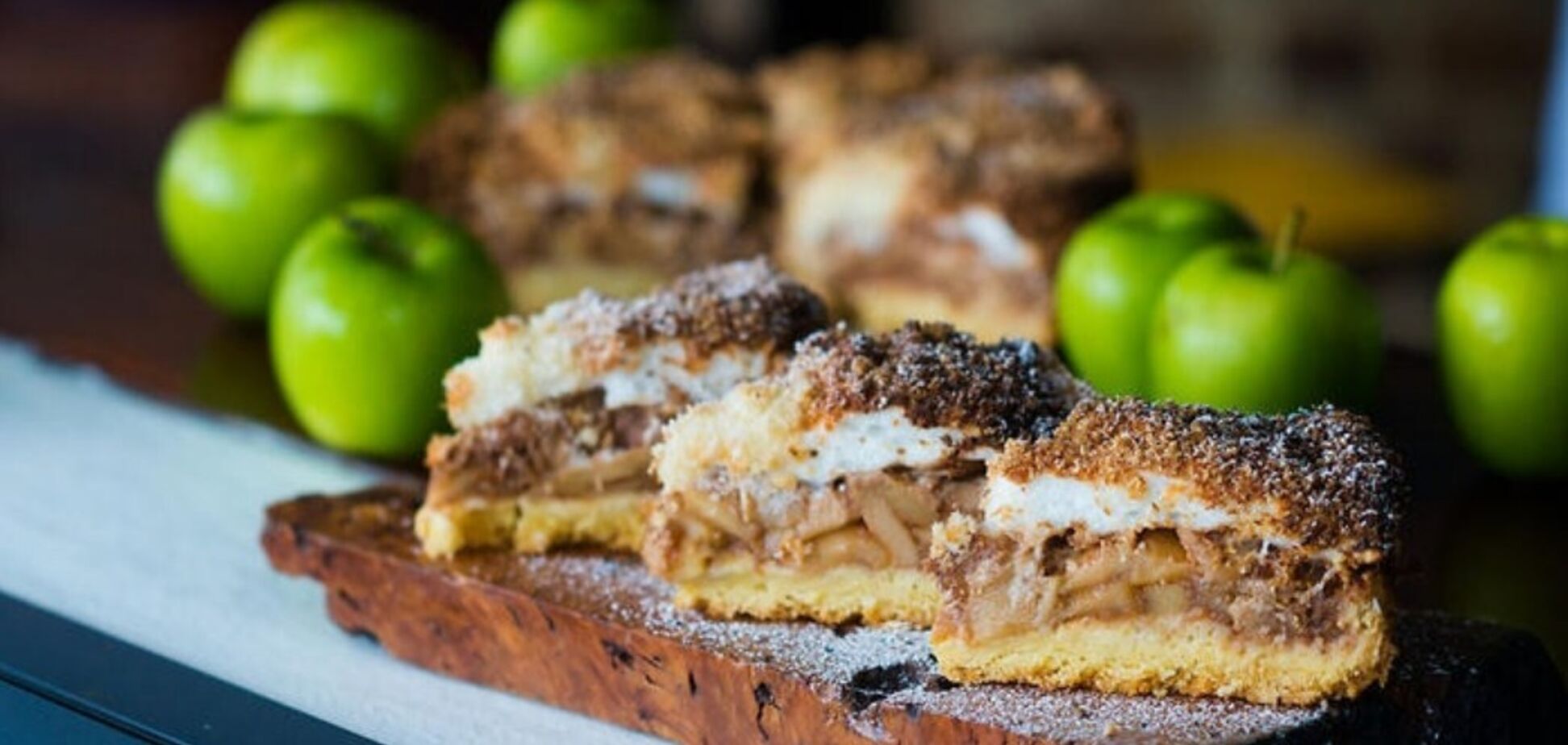 Як приготувати польський яблучний пиріг: кращий за шарлотку та тертий