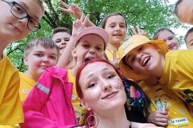 Реабілітація та відпочинок: Фонд Ахметова відкрив новий набір у табір для дітей, що постраждали від війни