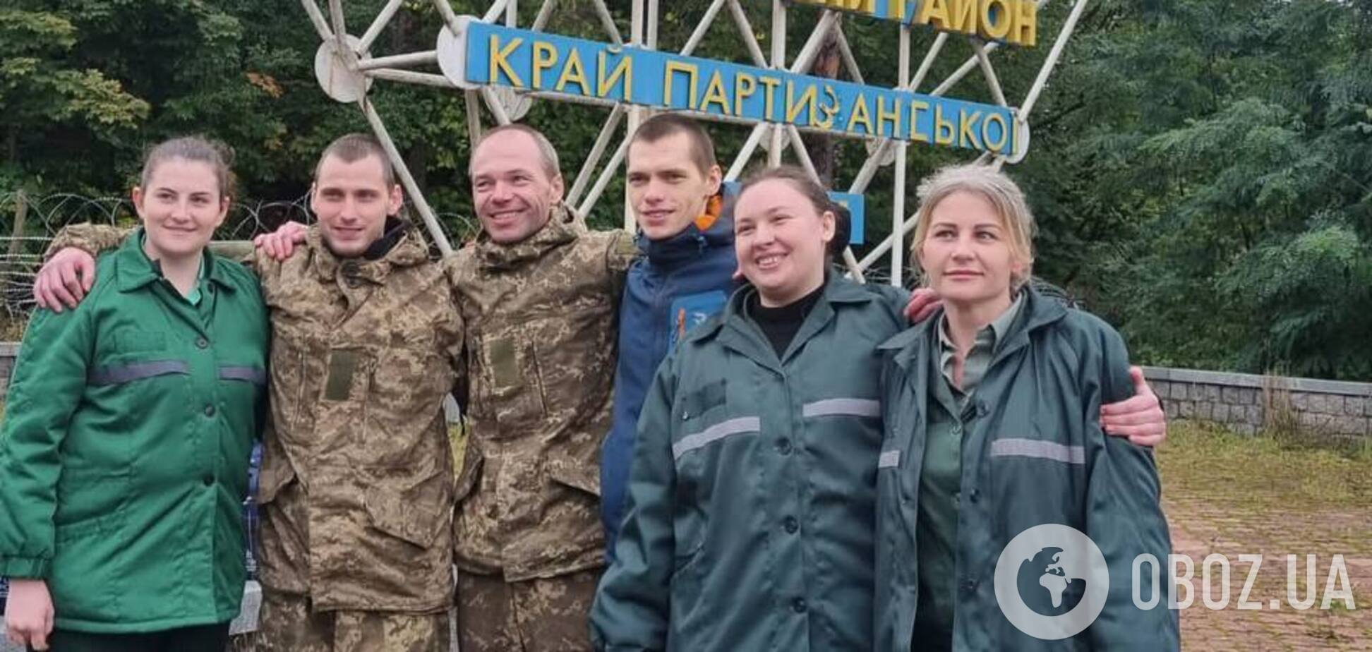 Україна повернула шість осіб у рамках нового обміну полоненими: серед них захисники Маріуполя. Фото і відео
