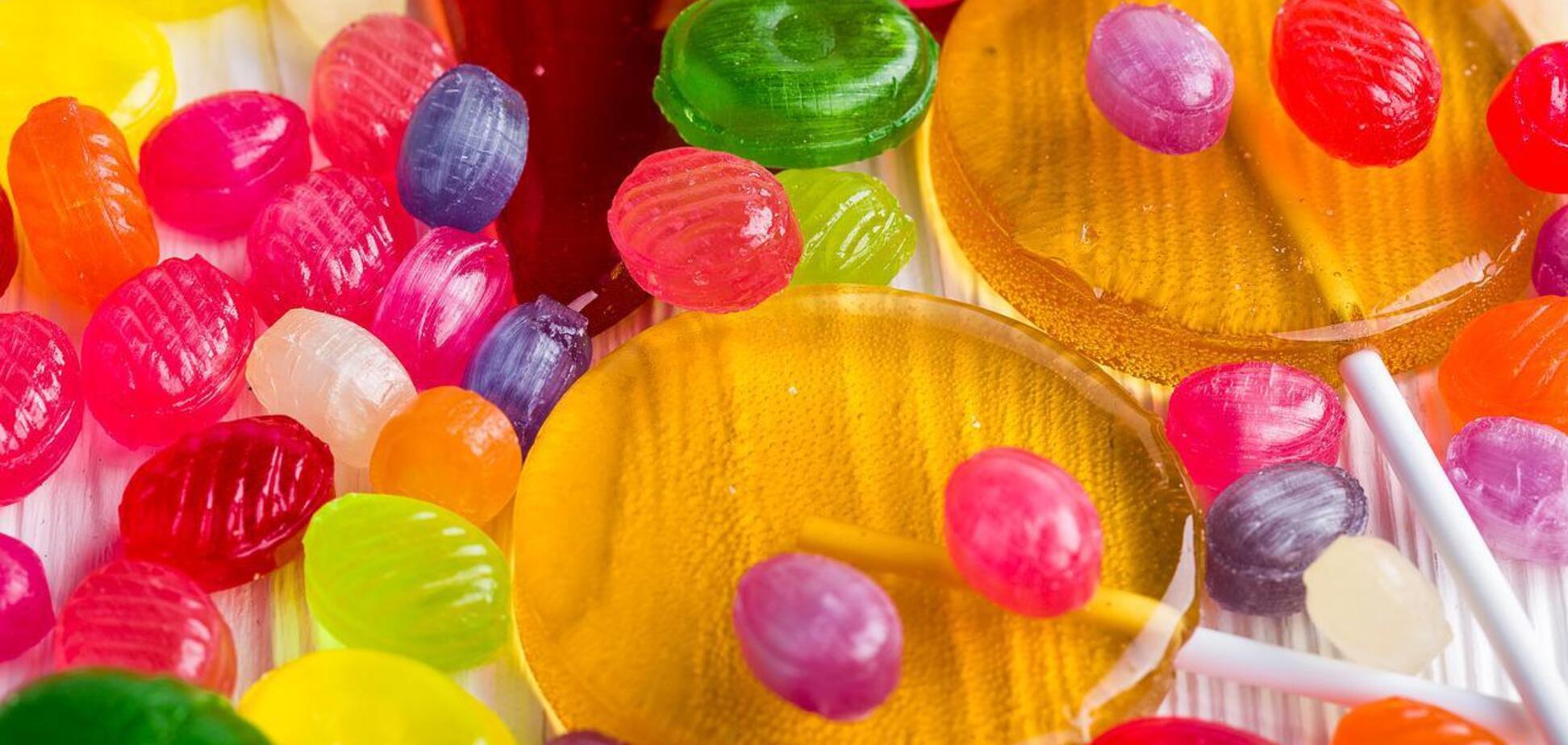 Леденцы на палочке: из чего приготовить разноцветные конфеты дома