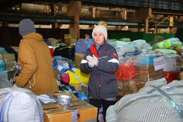 Помощь от гумпроекта 'Спасаем жизнь' получили уже почти 375 тысяч украинцев