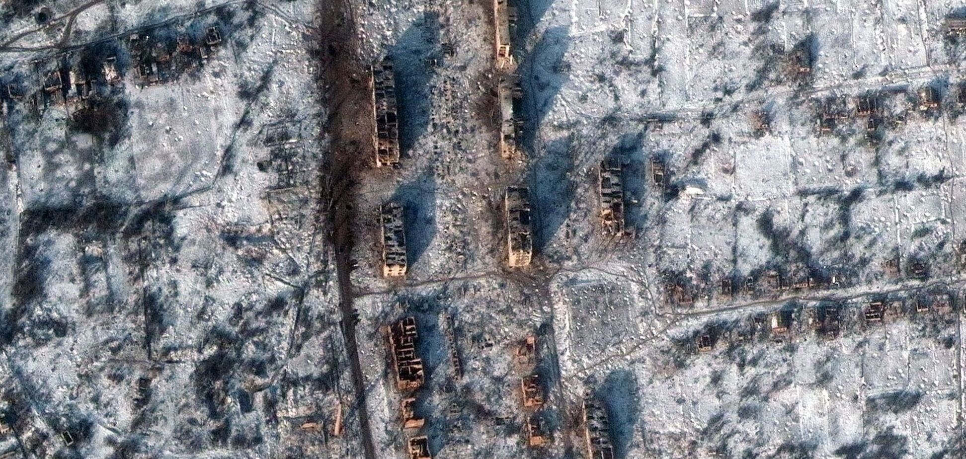 З'явилися супутникові фото із Соледара: місто зруйноване