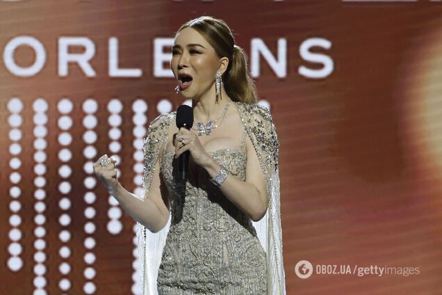 Владелица 'Мисс Вселенная', трансгендер из Таиланда Джакапонг Джакраджутатип рассмешила сеть своим выступлением на конкурсе. Видео