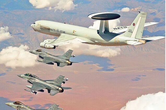 У Румунію перекинули розвідувальні літаки НАТО, які будуть стежити за ситуацією на східному кордоні Альянсу