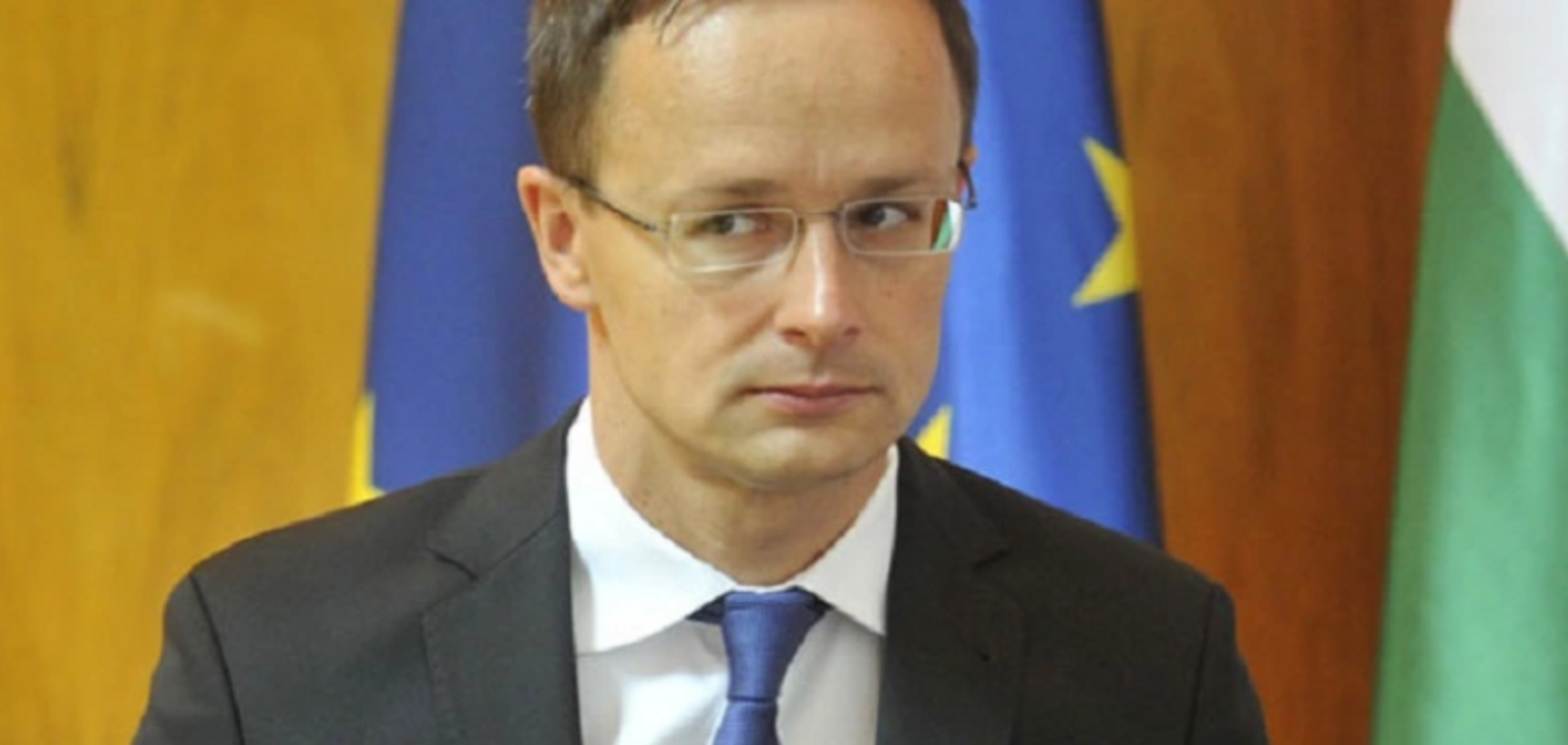 Российский орденоносец Петер Сийярто ни с кем не воюет. А Венгрия?