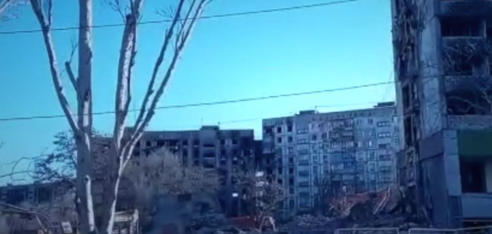 Росіяни продовжують знищувати окупований Маріуполь