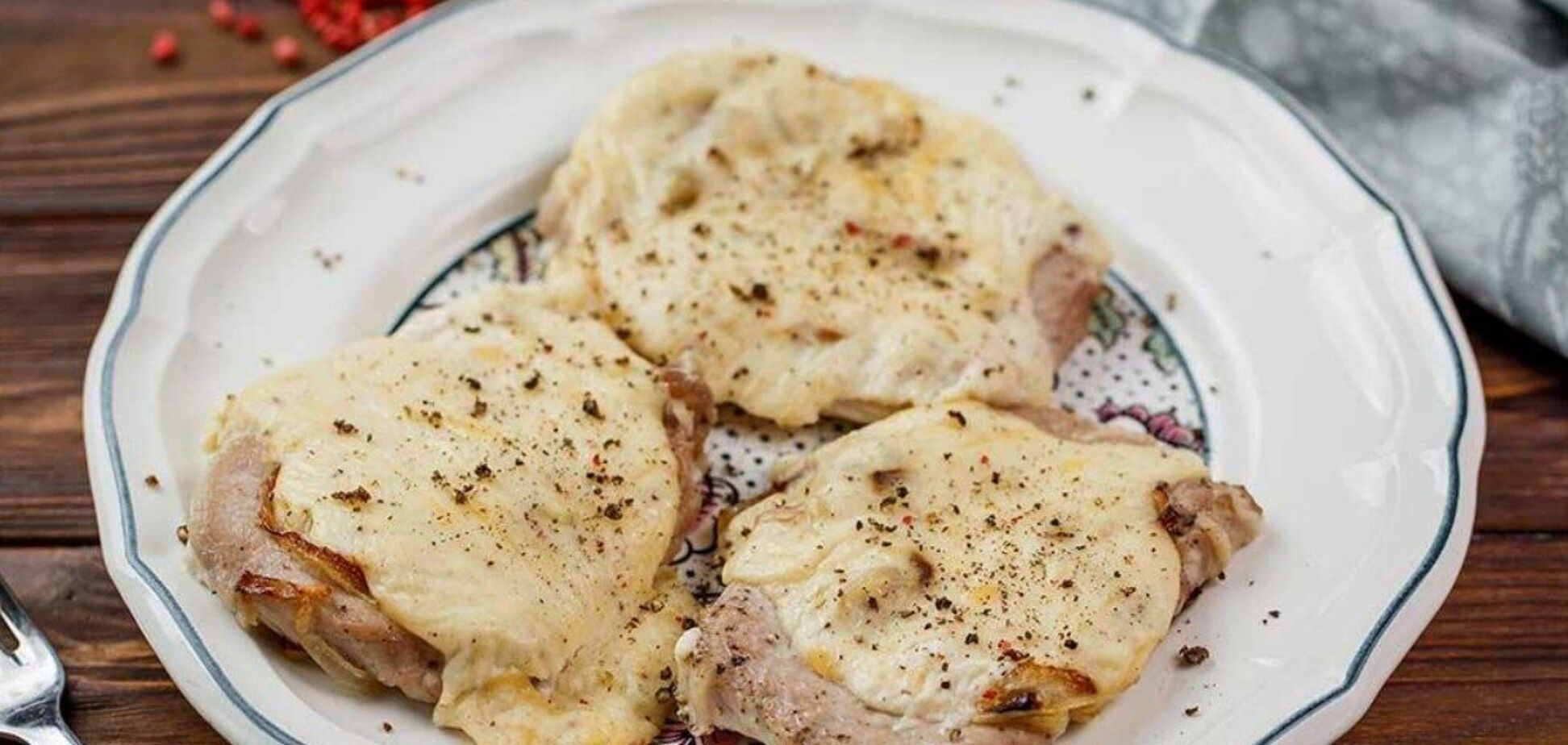 Соковите м`ясо по-французьки: як приготувати вдалу гарячу страву