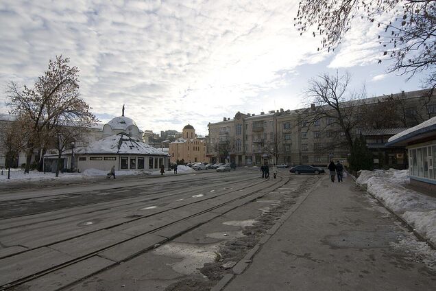 Контрактова площа у 2012 році