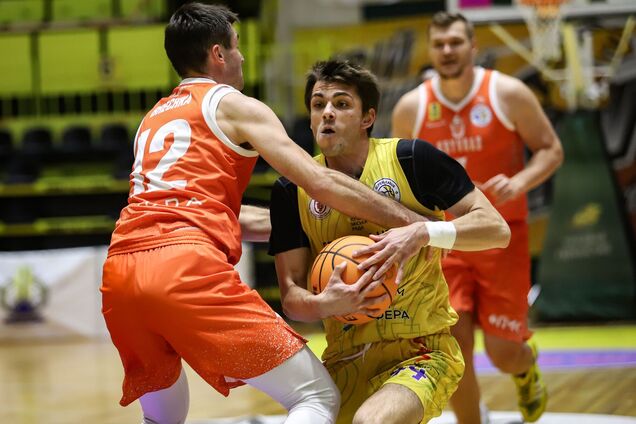 'Старый Луцк' одержал вторую победу в новом сезоне Суперлиги Favbet