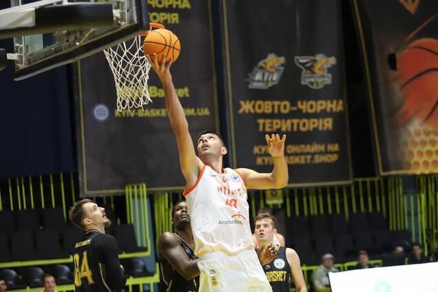 'Киев-Баскет' прервал серию неудач, дожав 'Кривбасс' в Суперлиге Favbet