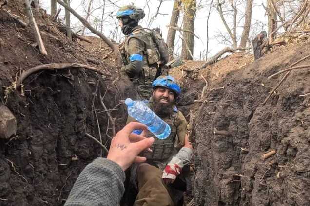 Нам удалось выйти из окружения, но повезло не всем...