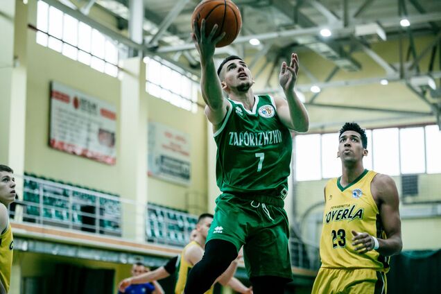 'Запорожье' эффектно разобралось с 'Прикарпатьем' в Суперлиге Favbet