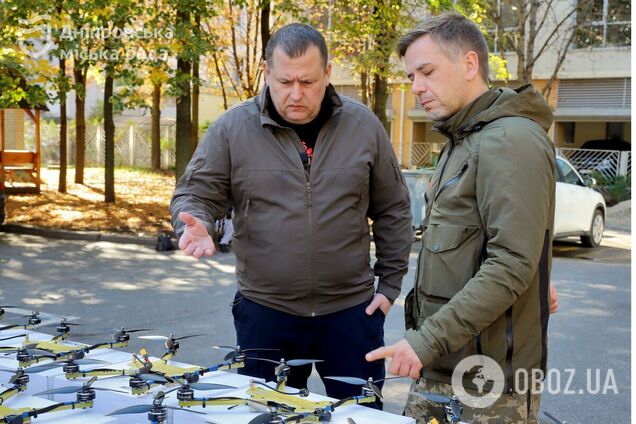 Військові отримали від Дніпра 30 FPV-дронів українського виробництва, здатних нищити ворожу техніку на мільйони доларів