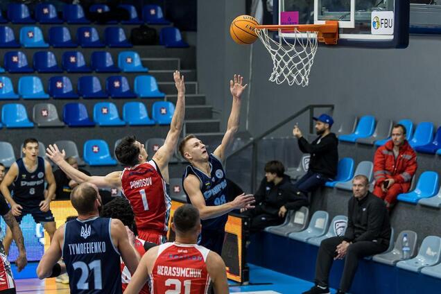 'Дніпро' здійснив камбек та виграв битву лідерів Суперліги Favbet