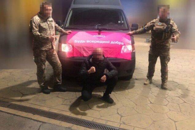 Favbet Foundation передав ЗСУ на фронт ще 2 авто