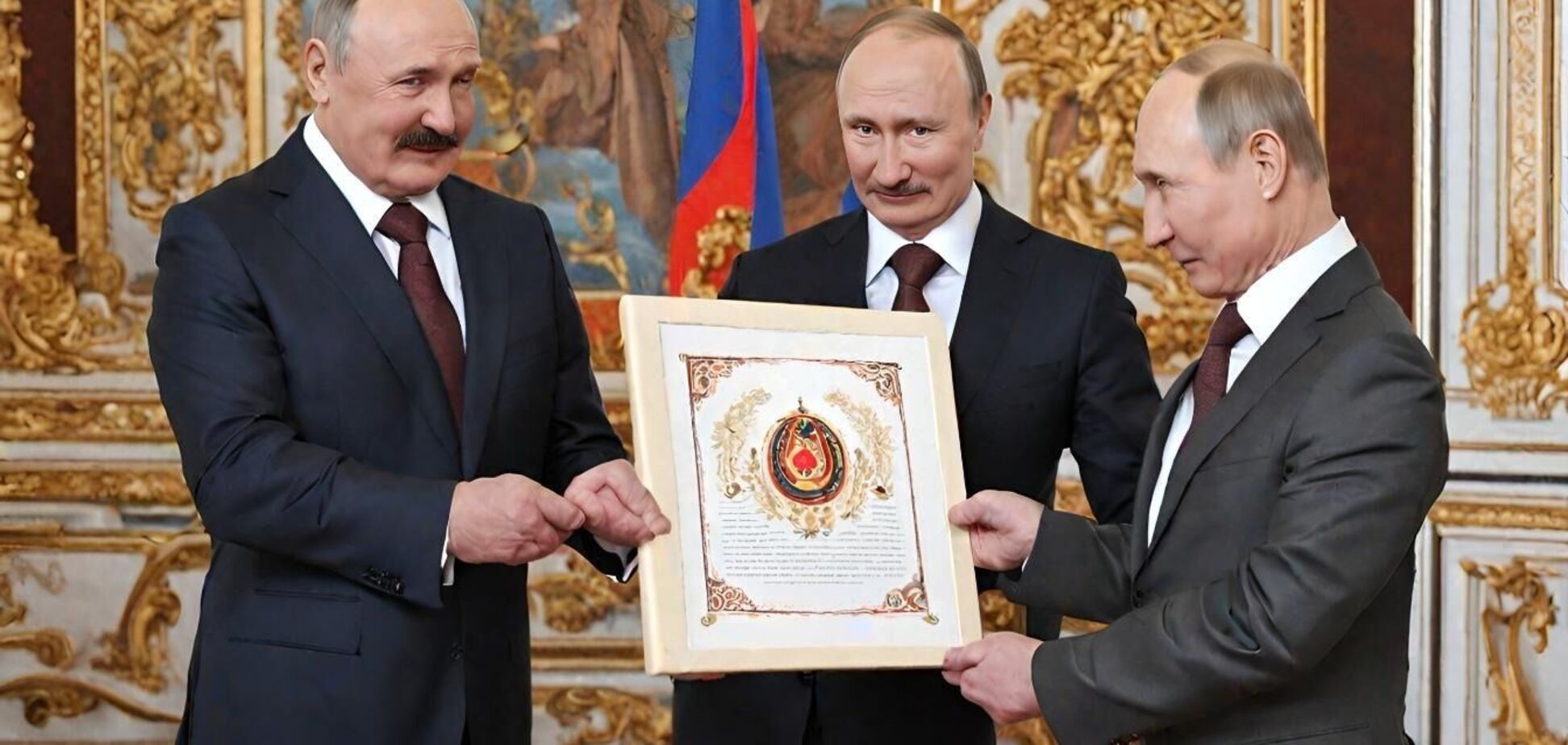 Лукашенко подарує Росії половину Білорусі?
