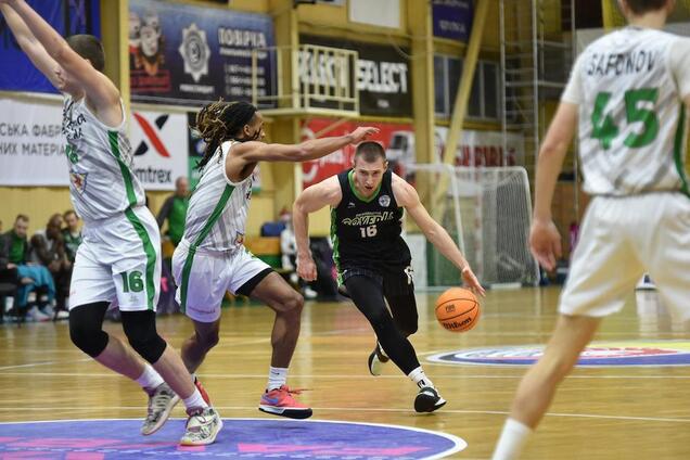 'Прикарпаття-Говерла' впевнено обіграла 'Політехніку-Галичину' у Суперлізі Favbet