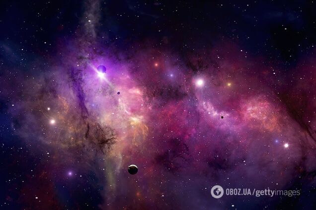 Один на мільярд: вчені виявили космічний об'єкт, який регулярно змінює свій колір