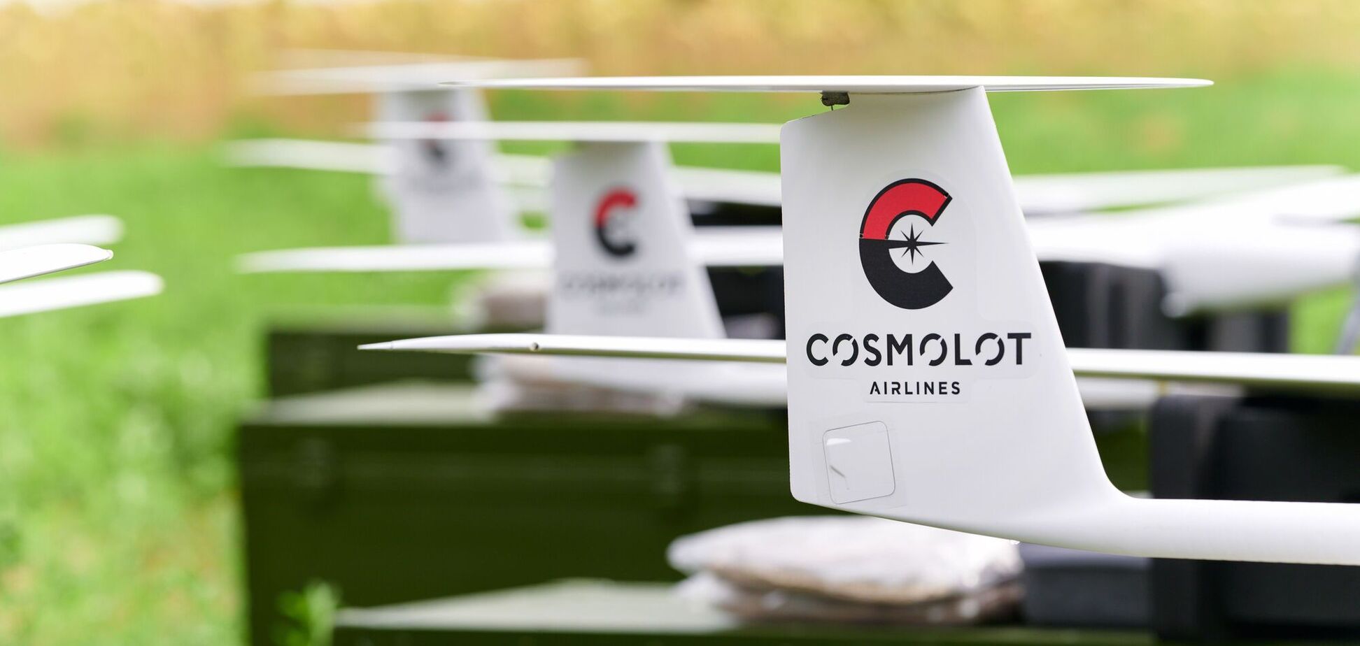 Донаты, платформа военных изобретений и поддержка экономики: как Cosmolot помогает приблизить Победу
