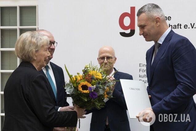 Кличко получил в Берлине премию Deutschen Gesellschaft e. V.: он посвятил ее украинскому народу