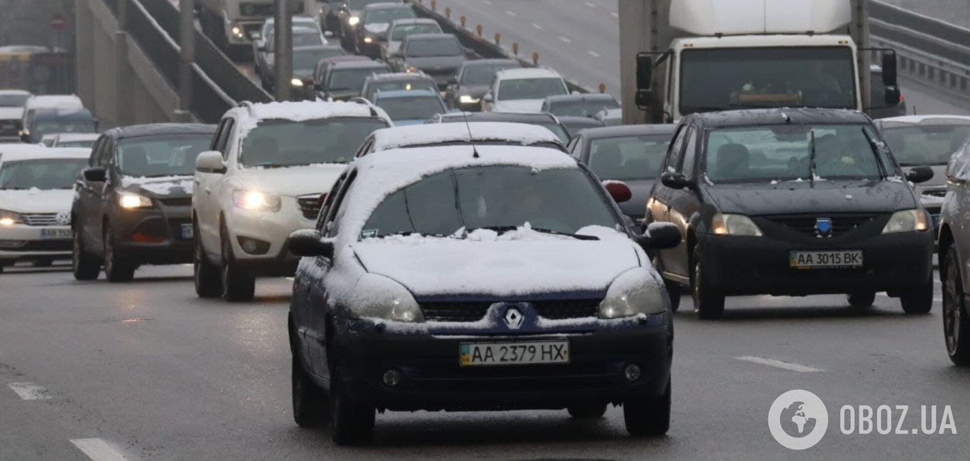 Киев сковали утренние пробки