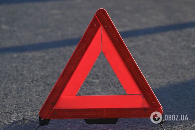 Автомобіль збив на смерть пішохода