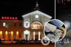 Росіяни розстріляли евакуаційний потяг на залізничному вокзалі Херсона: загинув поліцейський