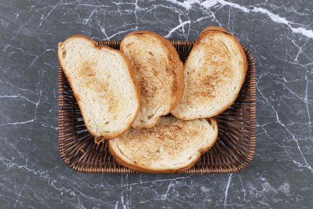 Як 'оживити' зачерствілий хліб: лайфхак, який підкорив TikTok