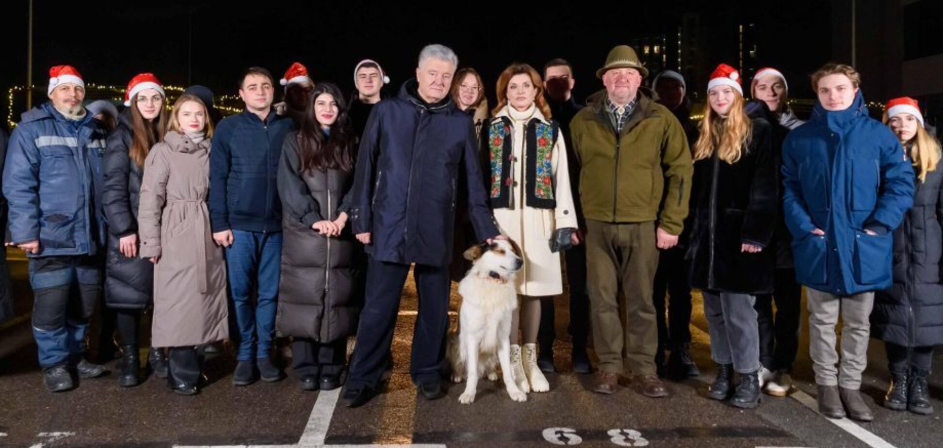 Петр и Марина Порошенко поздравили украинцев: мы – нация невероятных людей, и мы победим