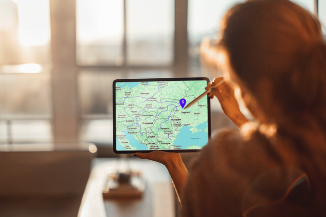 Sense Bank запустил доставку платежных карт за границу