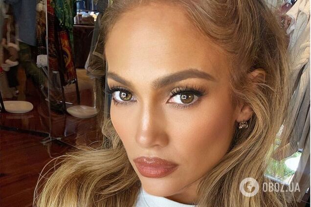 Дженнифер Лопес показала свой самый смелый маникюр: он может стать трендом зимы-2024