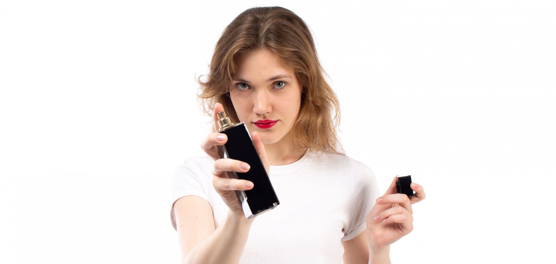 Chanel за 300 грн? В Україні перед святами активізувалися онлайн-шахраї: як не придбати фальсифікат