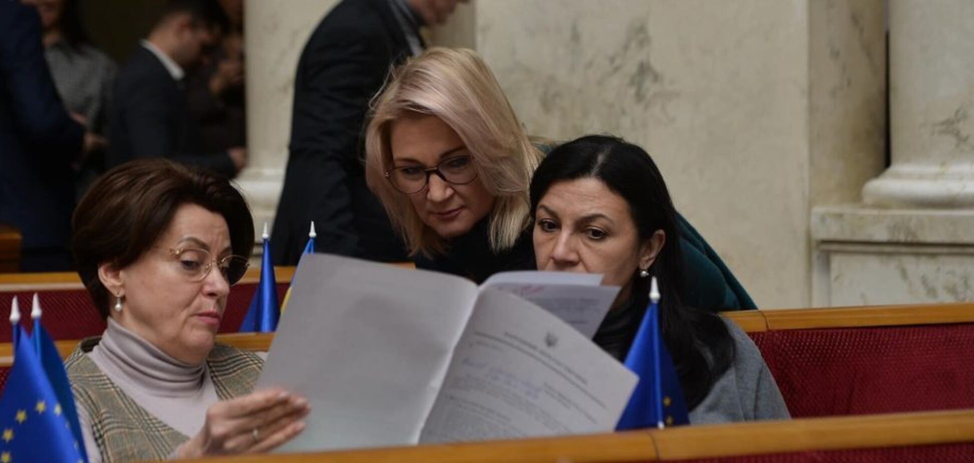 По меньшей мере 53,9 млрд грн можно перераспределить на ВСУ: в 'ЕС' нашли источники для возврата доплат военным